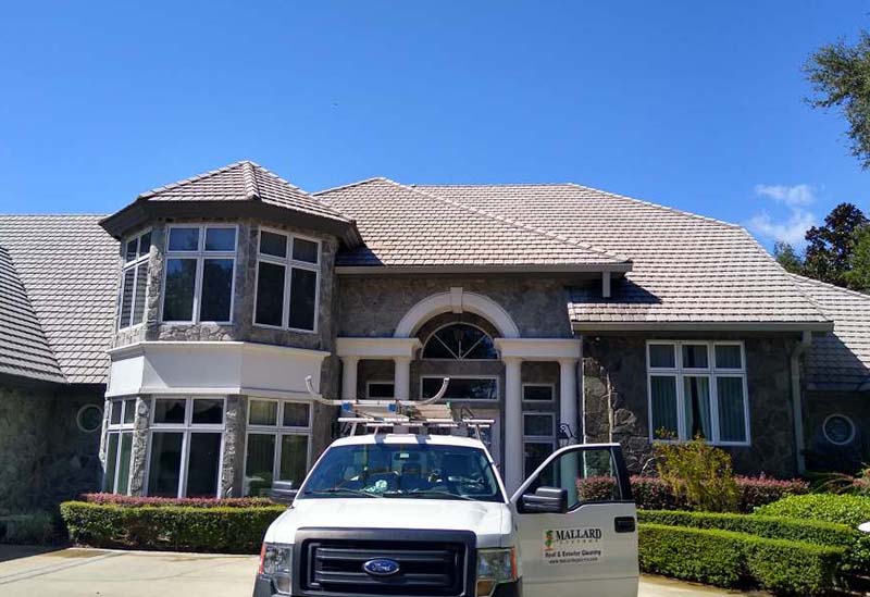 Orlando home after Mallard roof cleaning