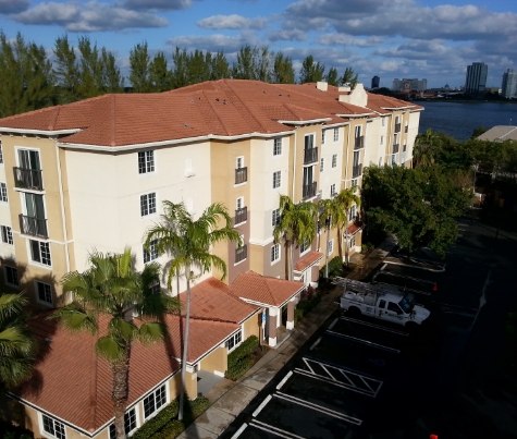 Apartment complex after getting roof cleaned