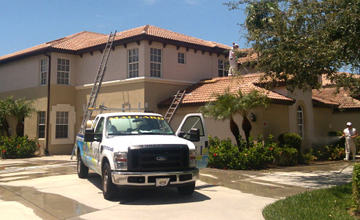 Mallard specialists cleaning roof and exterior of home