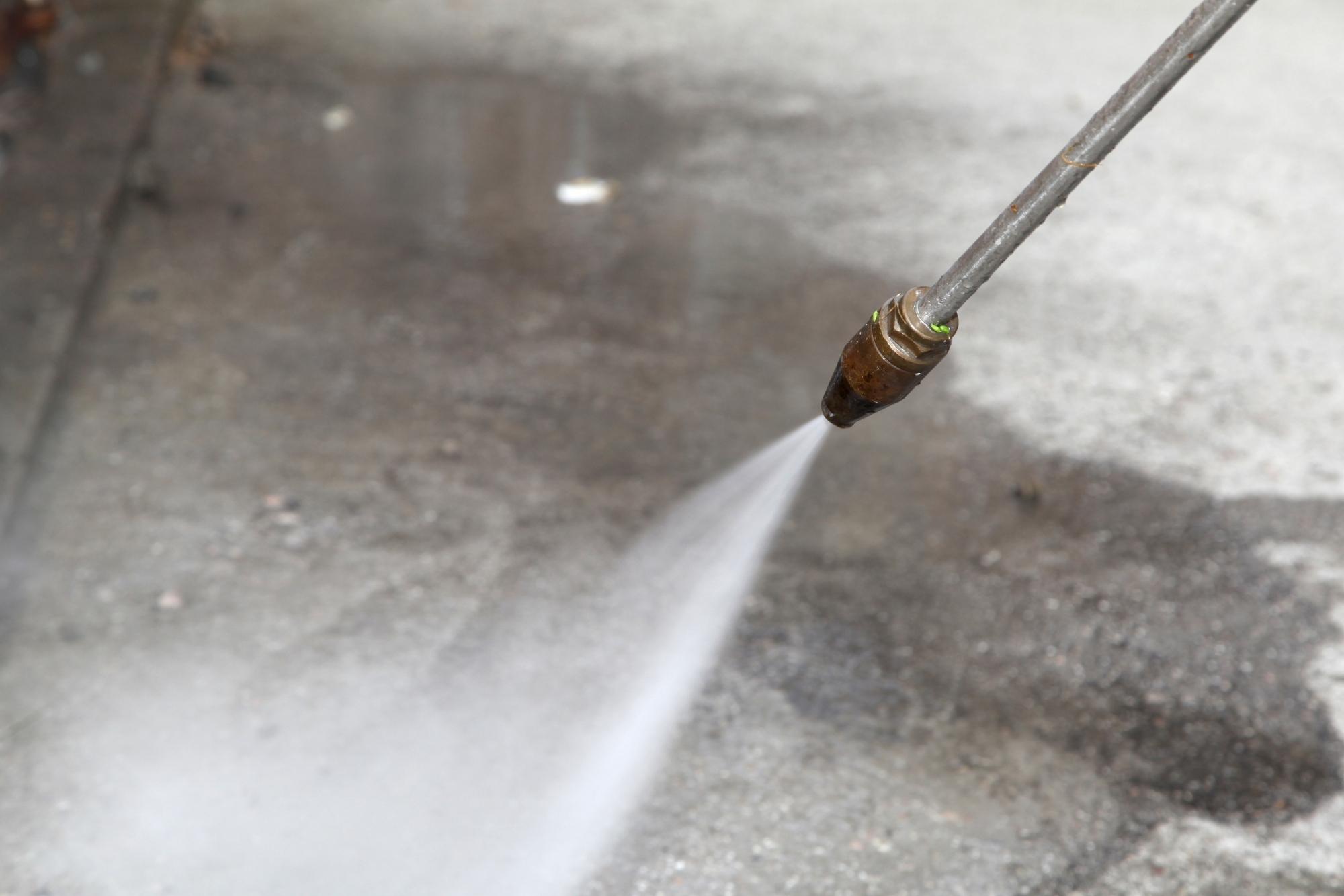 In this blog post, we will discuss the benefits of commercial pressure washing